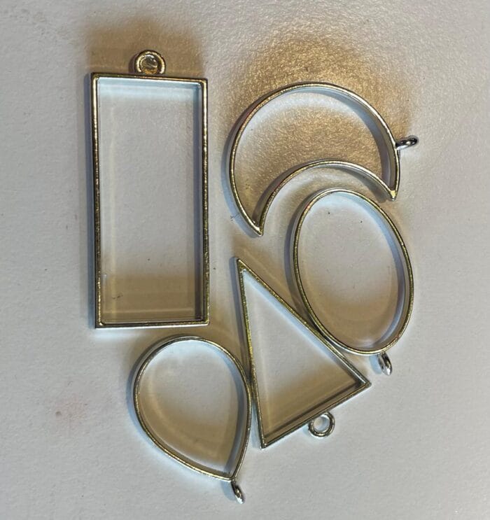 Metal pendants