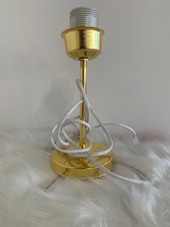 Metal table lamp